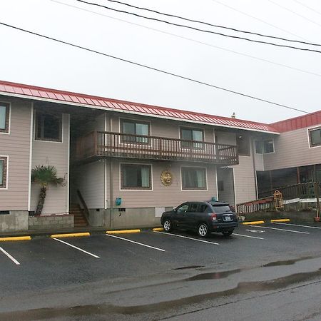 Tradewinds Motel Rockaway Beach Bagian luar foto